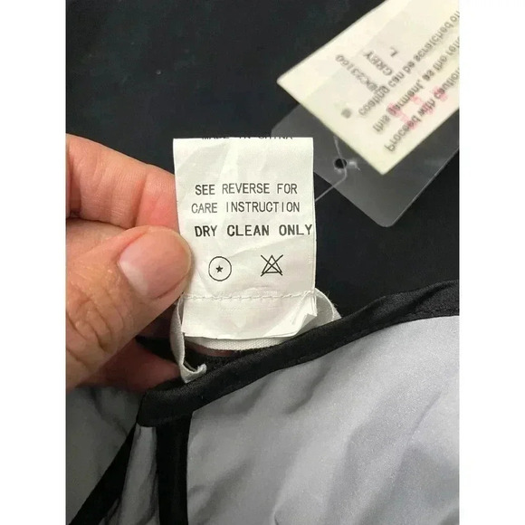 NWT Hot & Delicious Reflective Bra Top Large Gray Black Women's - Picture 6 of 13